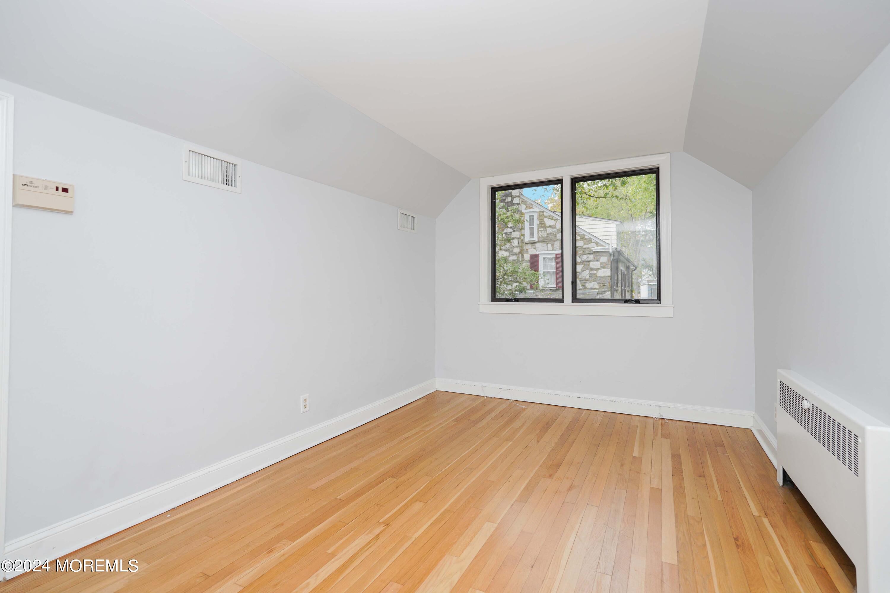 828 Kingston Road Princeton, NJ 08540 - Photo 21 of 34 Photo Oct 03 2024, 5 15 29 AM