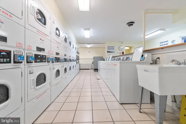 $207,000 | 1111 University Boulevard West, Unit 813A, Silver Spring, MD 20902