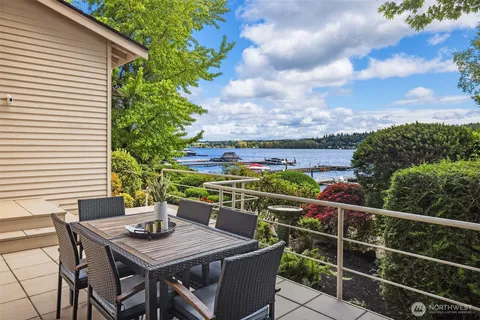 $5,895,000 | 5412 96th Avenue Southeast, Mercer Island, WA 98040