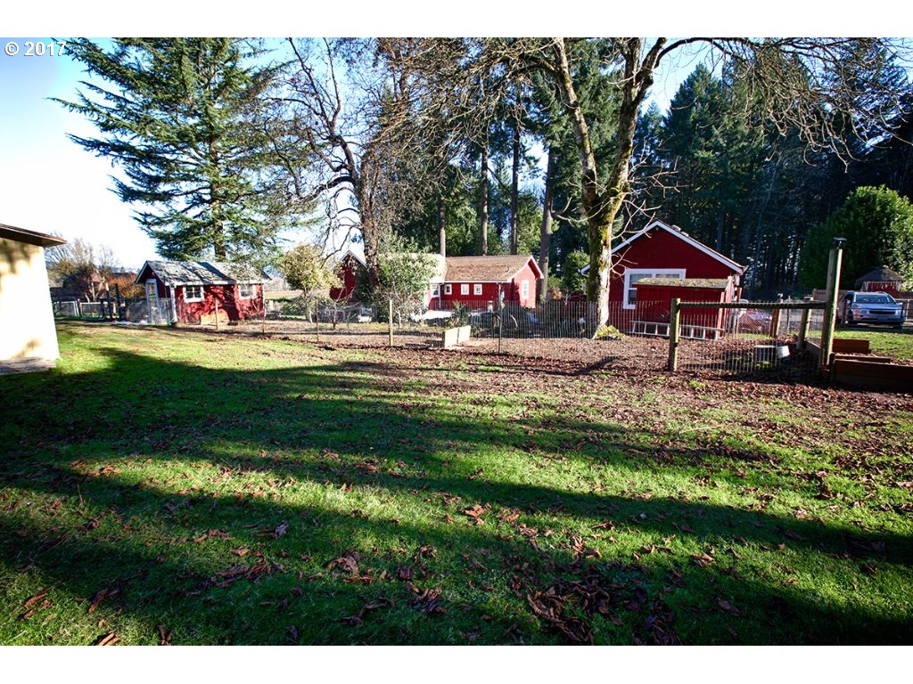 19279 Southwest Elwert Road Sherwood, OR 97140 - Photo 11 of 19 Gallery Image 11