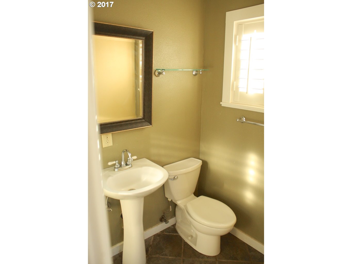 19279 Southwest Elwert Road Sherwood, OR 97140 - Photo 17 of 19 Gallery Image 17