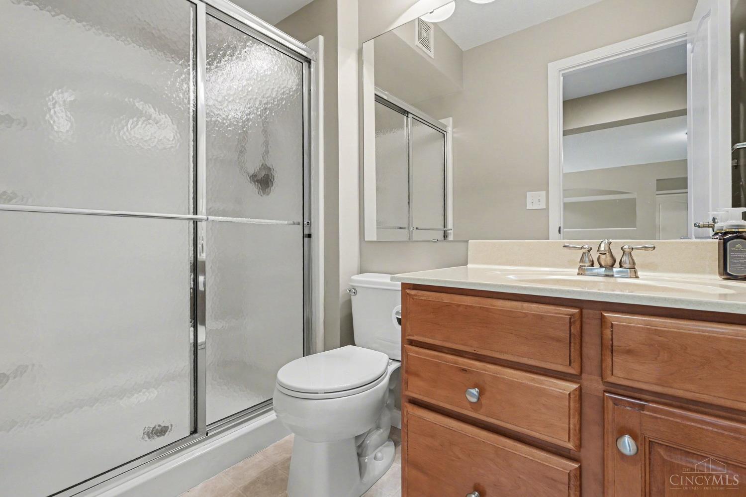 8058 Bridge Point Drive Cincinnati, OH 45248 - Photo 22 of 27