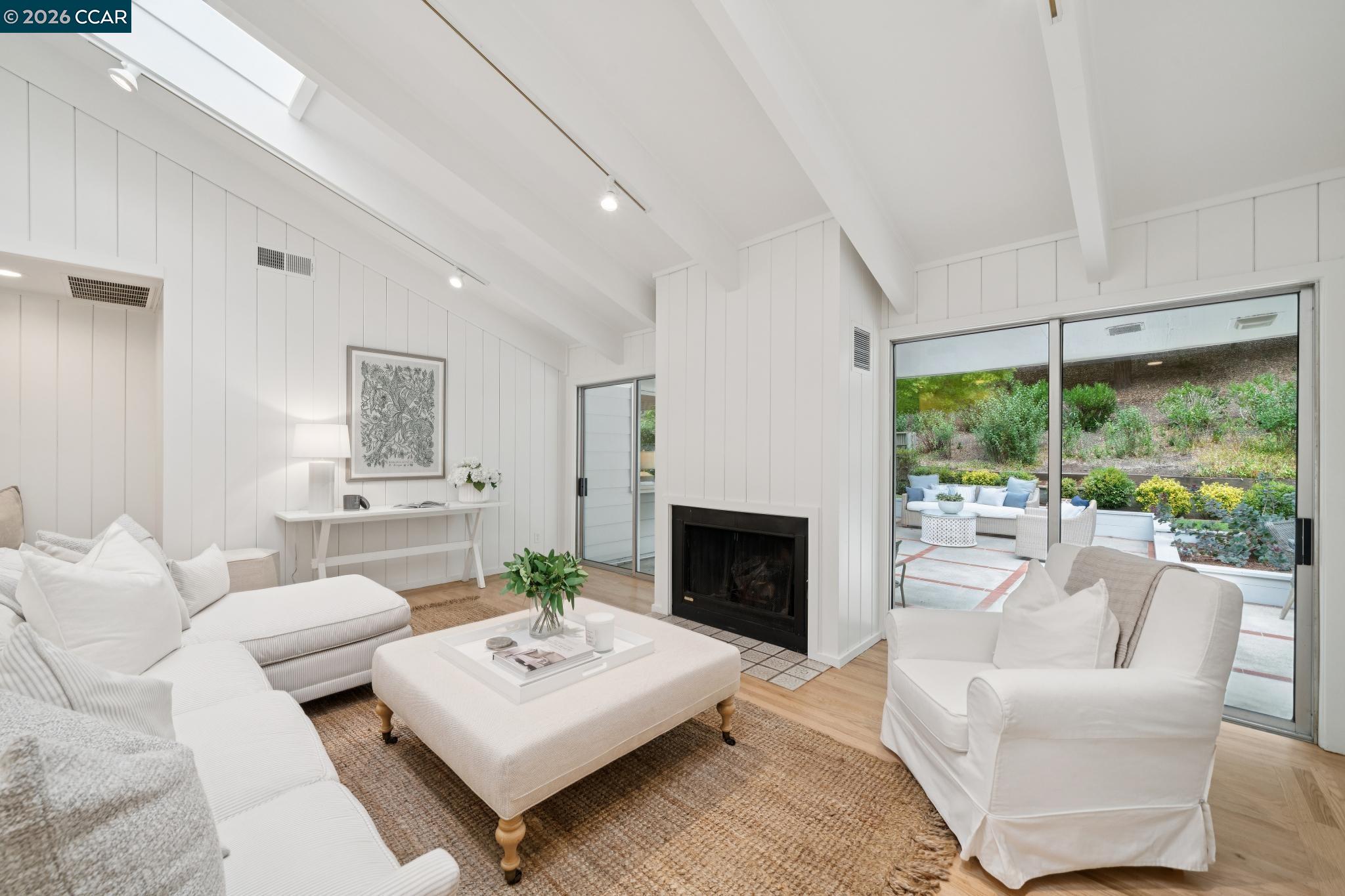 1196 Monticello Road Lafayette, CA 94549 - Photo 23 of 58 Gallery Image 23