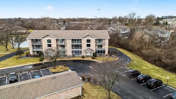 $225,000 | 16032 Crystal Creek Drive, Unit 2B, Orland Park, IL 60462