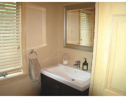 6 Eastbrook Road Mansfield, MA 02048 - Photo 15 of 29 Gallery Image 15