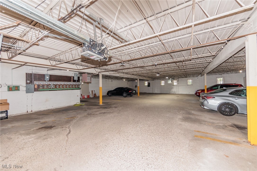 20301 Shelburne Road, Unit 5 Cleveland, OH 44118 - Photo 17 of 19 Gallery Image 17