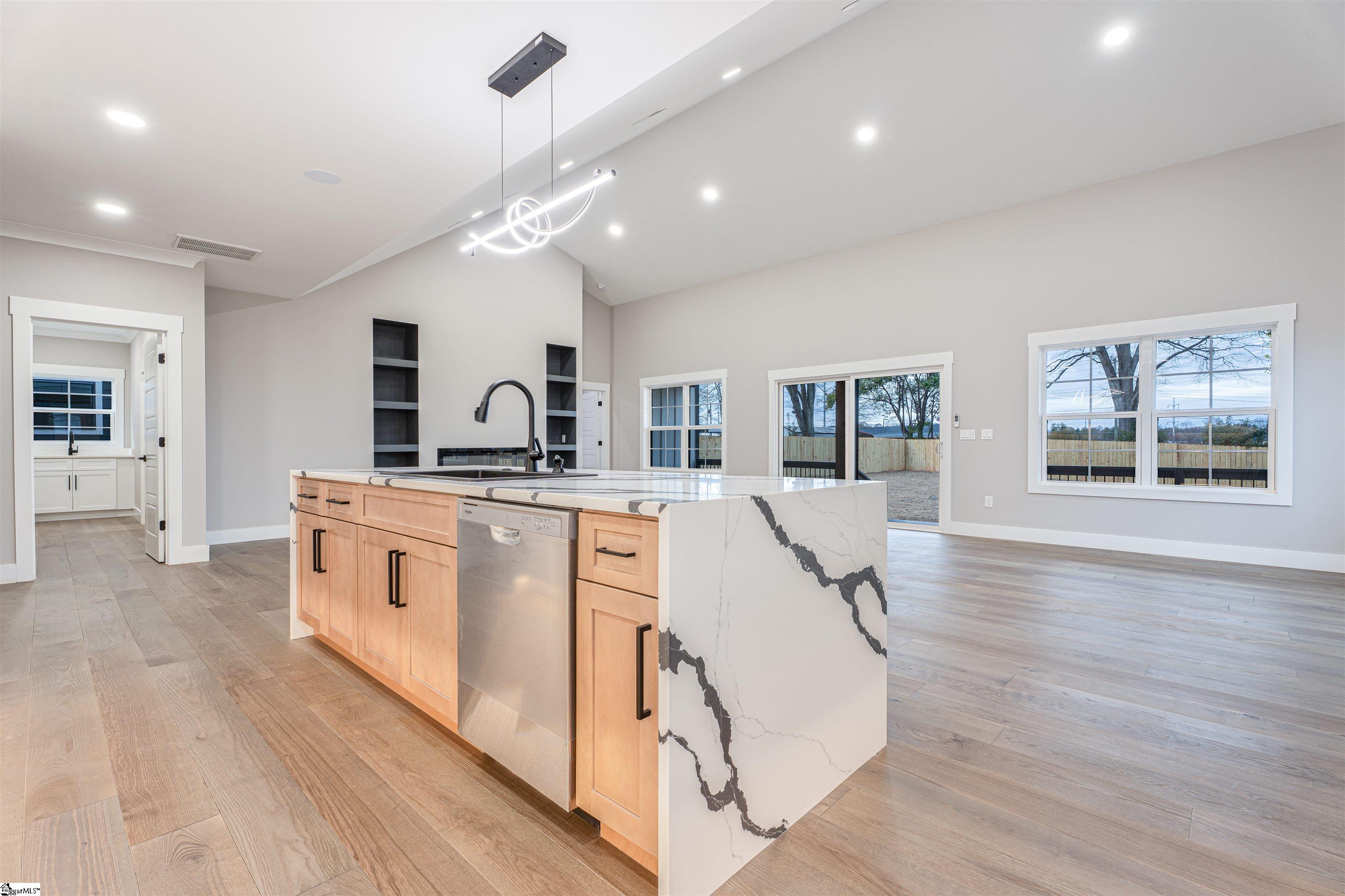 303 Jacquline Lane Greenville, SC 29607 - Photo 22 of 46