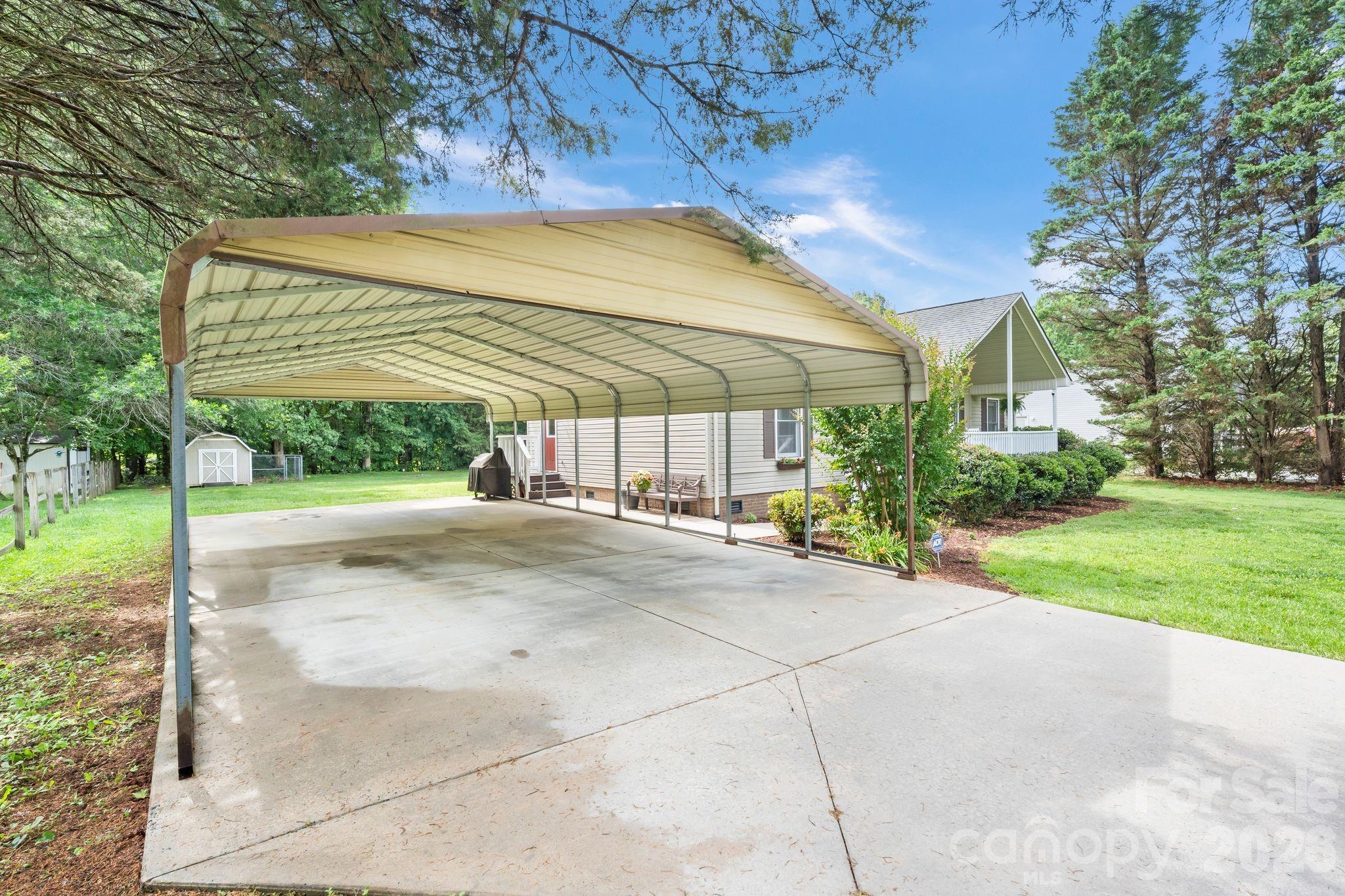 6168 King Wilkinson Road Denver, NC 28037 - Photo 26 of 32
