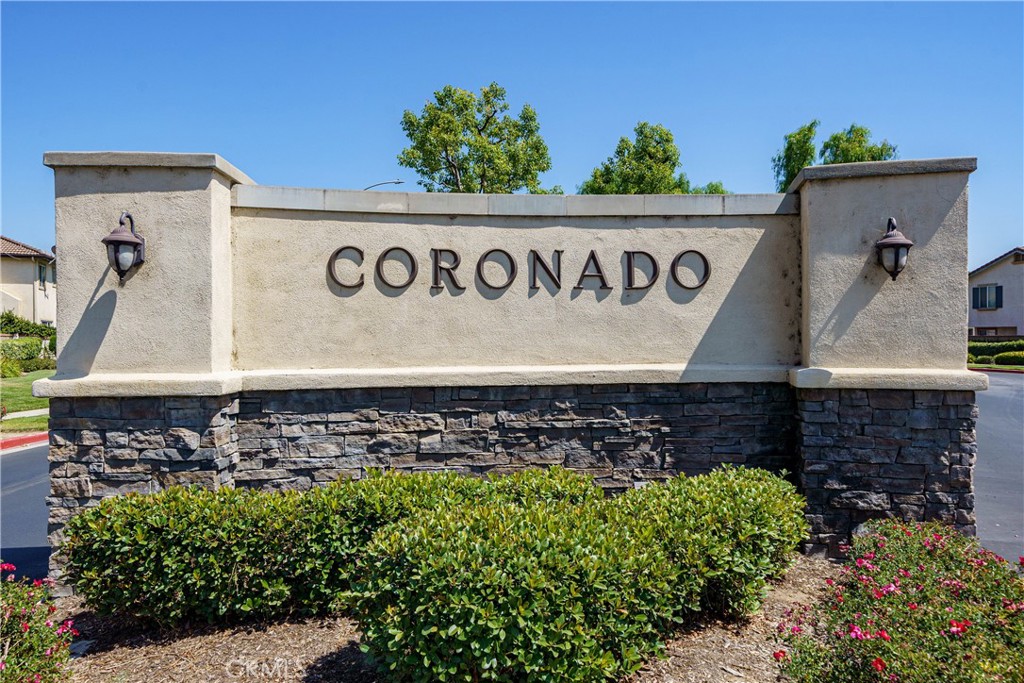 11377 Brookglen Court Riverside, CA 92505 - Photo 7 of 35
