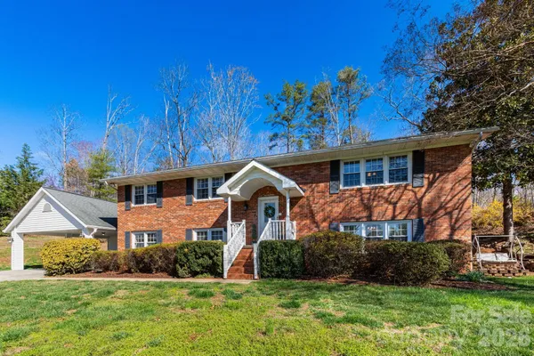 $465,000 | 143 Devonwood Drive, Marion, NC 28752