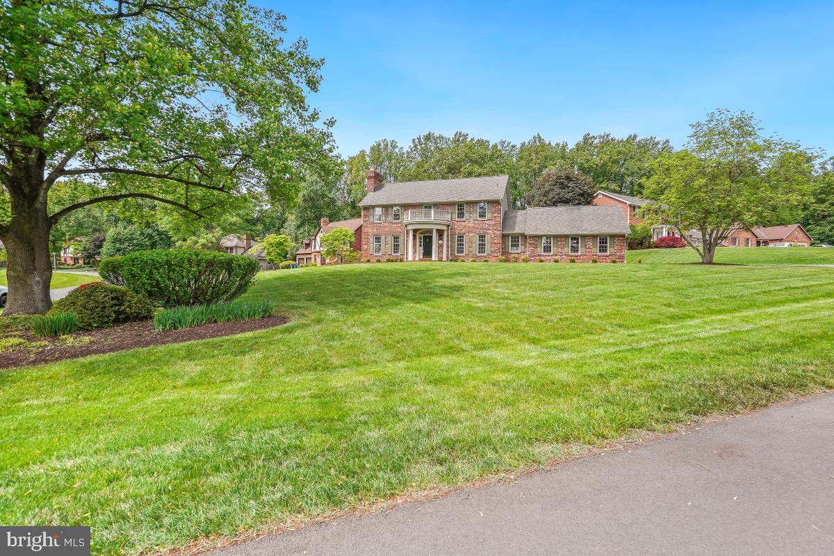 121 Farmgate Lane Silver Spring, MD 20905 - Photo 1 of 51 a house view with a garden space