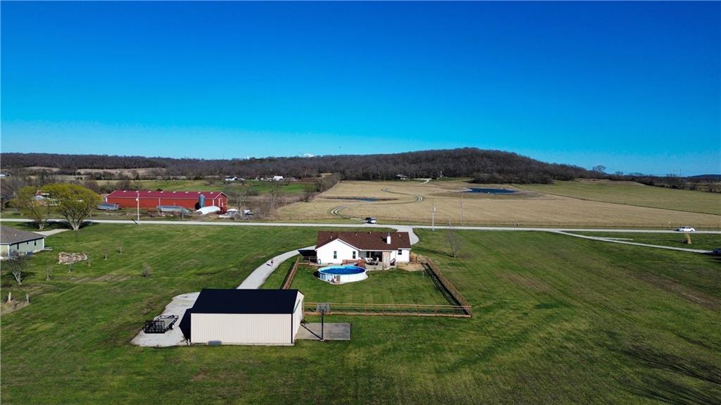 21730 Taylor Road Lacygne, KS 66040 - Photo 6 of 71