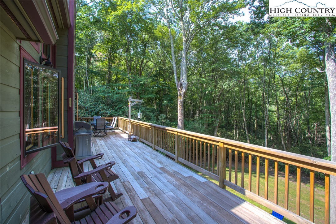 334 Signature Ridge Road Banner Elk, NC 28604 - Photo 6 of 39