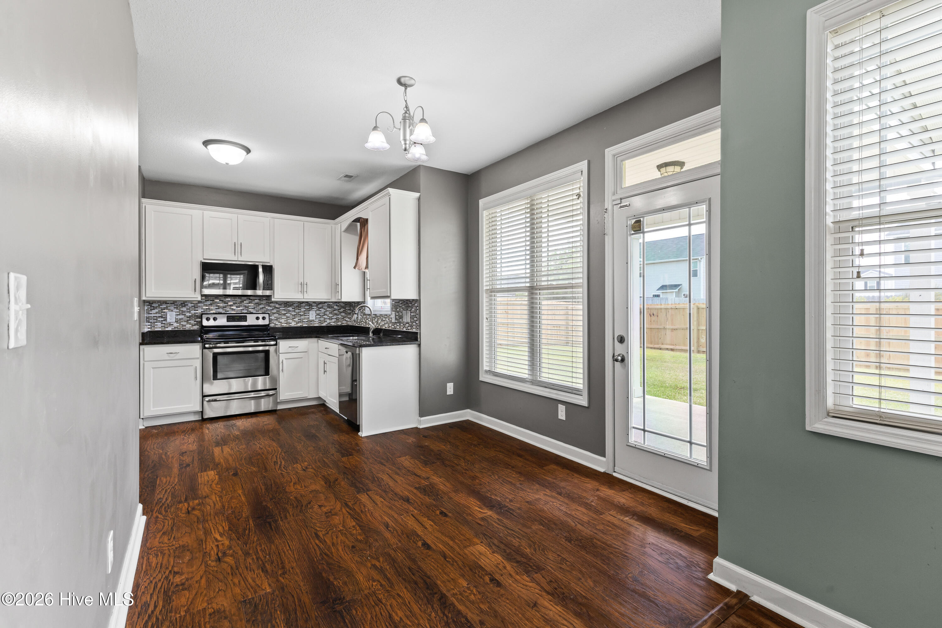204 Dairyfarm Road Jacksonville, NC 28546 - Photo 13 of 49