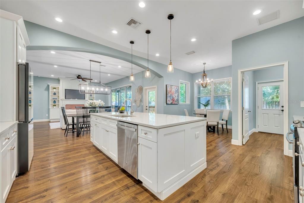 613 Bonita Road Winter Springs, FL 32708 - Photo 7 of 32 Gallery Image 7