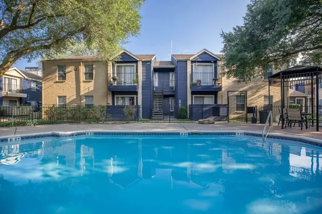 $995 | 1100 Graham Drive, Unit 616, Tomball, TX 77375
