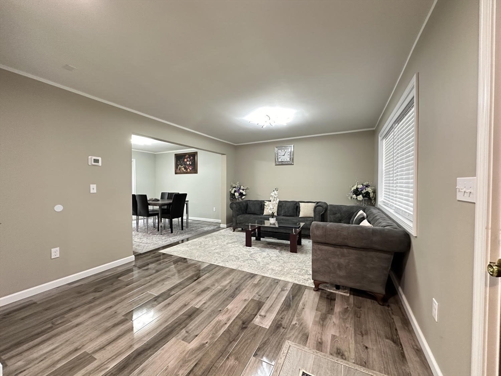 44 Day Street West Springfield, MA 01089 - Photo 5 of 26 Gallery Image 5