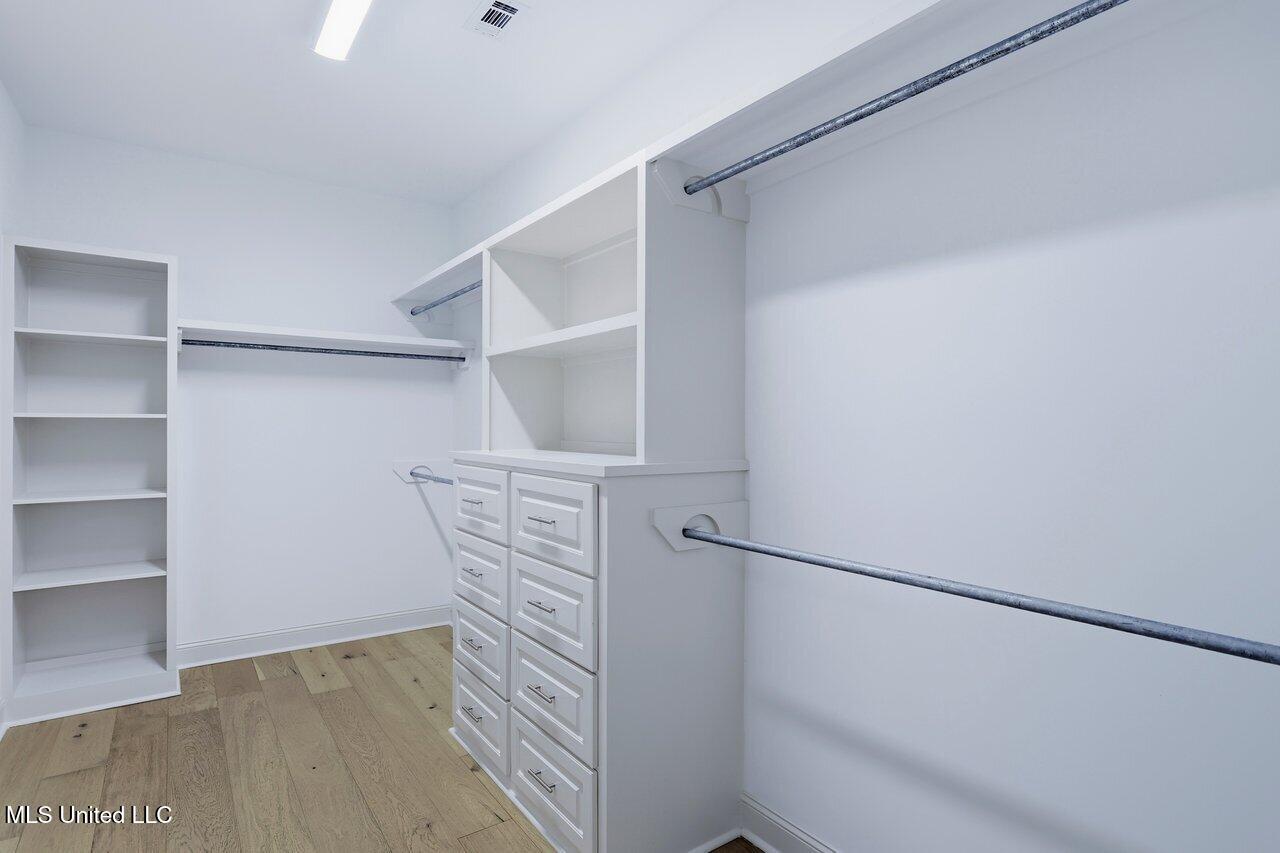 180 Catherine Boulevard Clinton, MS 39056 - Photo 22 of 68 180 Catherine Blvd Home Tours MS 22