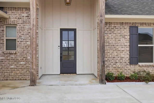 $374,900 | 180 Catherine Boulevard, Clinton, MS 39056