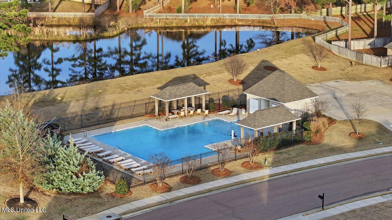 180 Catherine Boulevard Clinton, MS 39056 - Photo 32 of 68 180 Catherine Blvd Home Tours MS 62