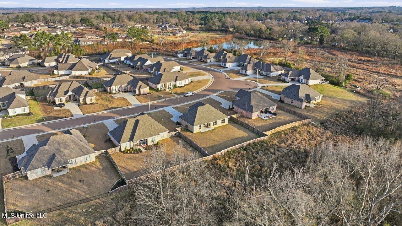 180 Catherine Boulevard Clinton, MS 39056 - Photo 61 of 68 180 Catherine Blvd Home Tours MS 55