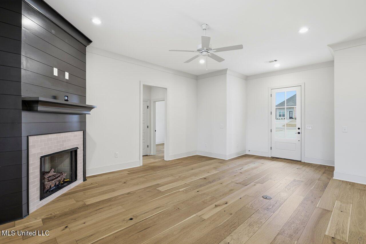 180 Catherine Boulevard Clinton, MS 39056 - Photo 8 of 68 180 Catherine Blvd Home Tours MS 8