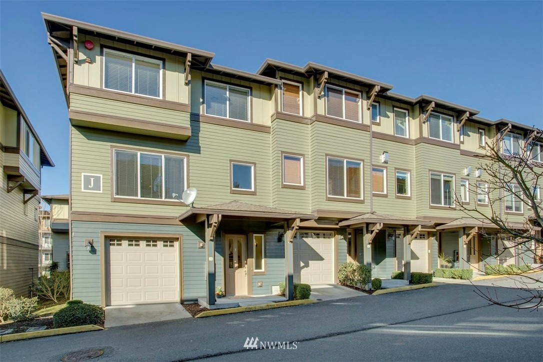 2115 201st Place Southeast, Unit J1 Bothell, WA 98012 - Photo 1 of 25