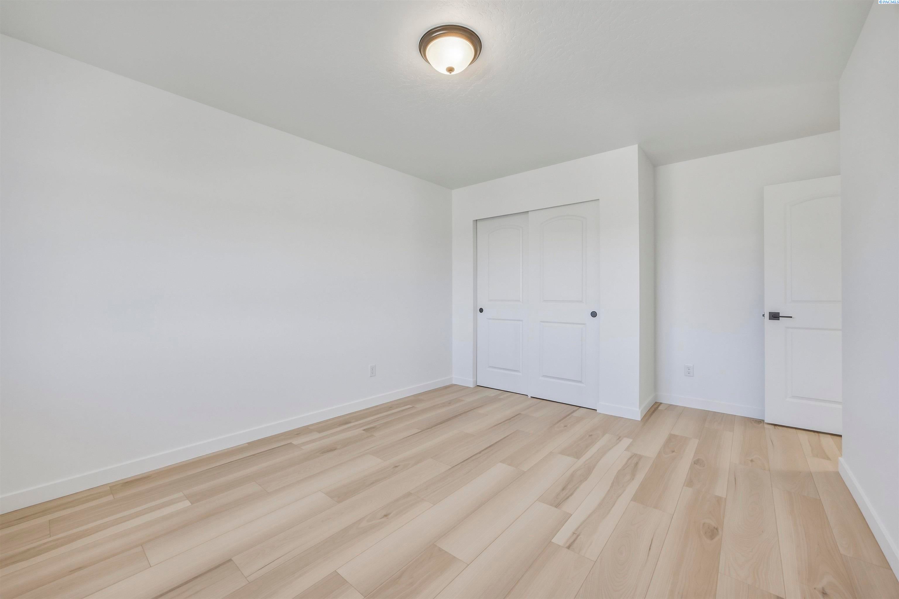 128 Scott Road Prosser, WA 99350 - Photo 15 of 38 Gallery Image 15