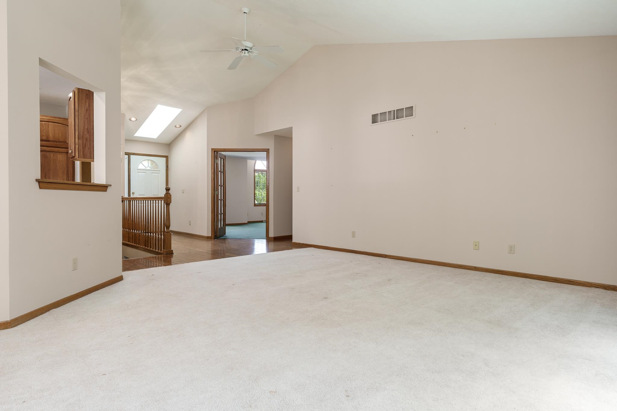 1350 Featherstone Road Rockford, IL 61107 - Photo 8 of 46 Gallery Image 8