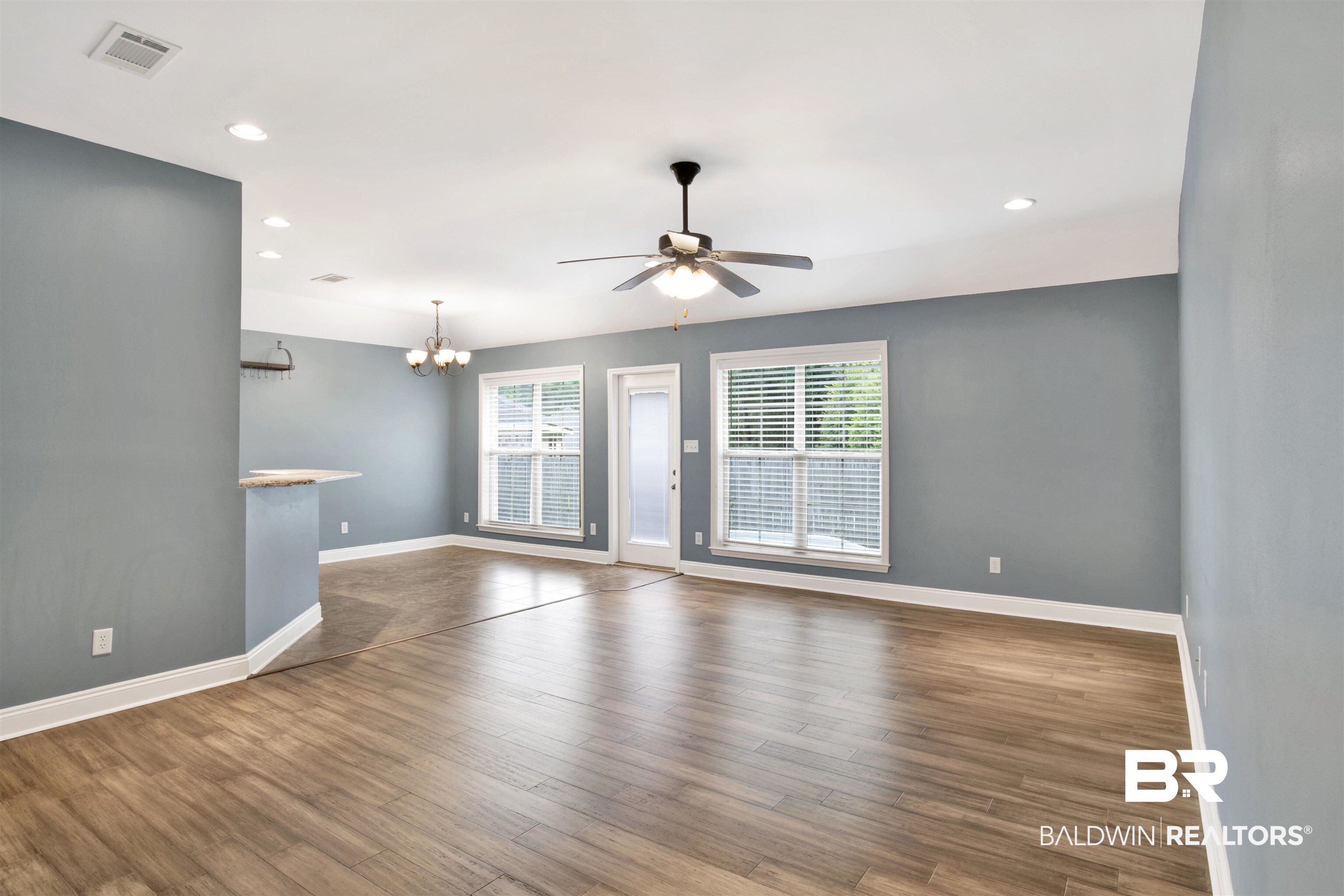 970 Tudor Lane Mobile, AL 36695 - Photo 4 of 25