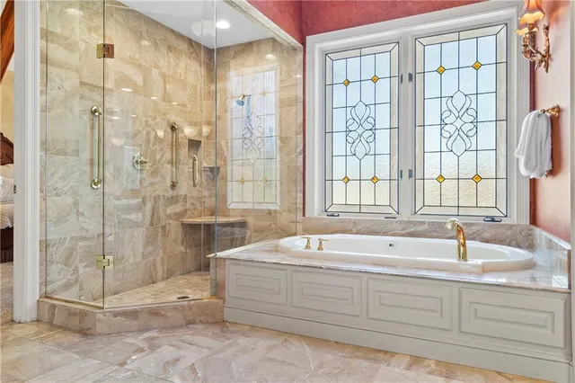 $2,150,000 | 360 East Loch Lloyd Parkway, Loch Lloyd, MO 64012