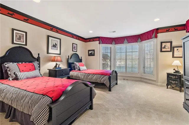 $2,150,000 | 360 East Loch Lloyd Parkway, Loch Lloyd, MO 64012