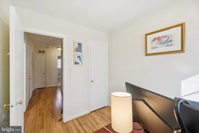 $419,900 | 9838 Hollow Glen Place, Unit 2544, Silver Spring, MD 20910