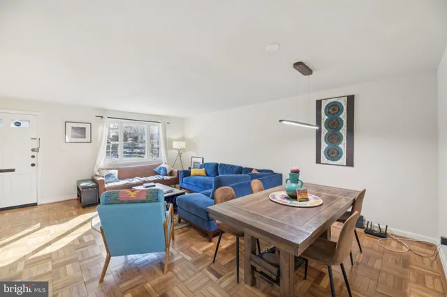 $419,900 | 9838 Hollow Glen Place, Unit 2544, Silver Spring, MD 20910