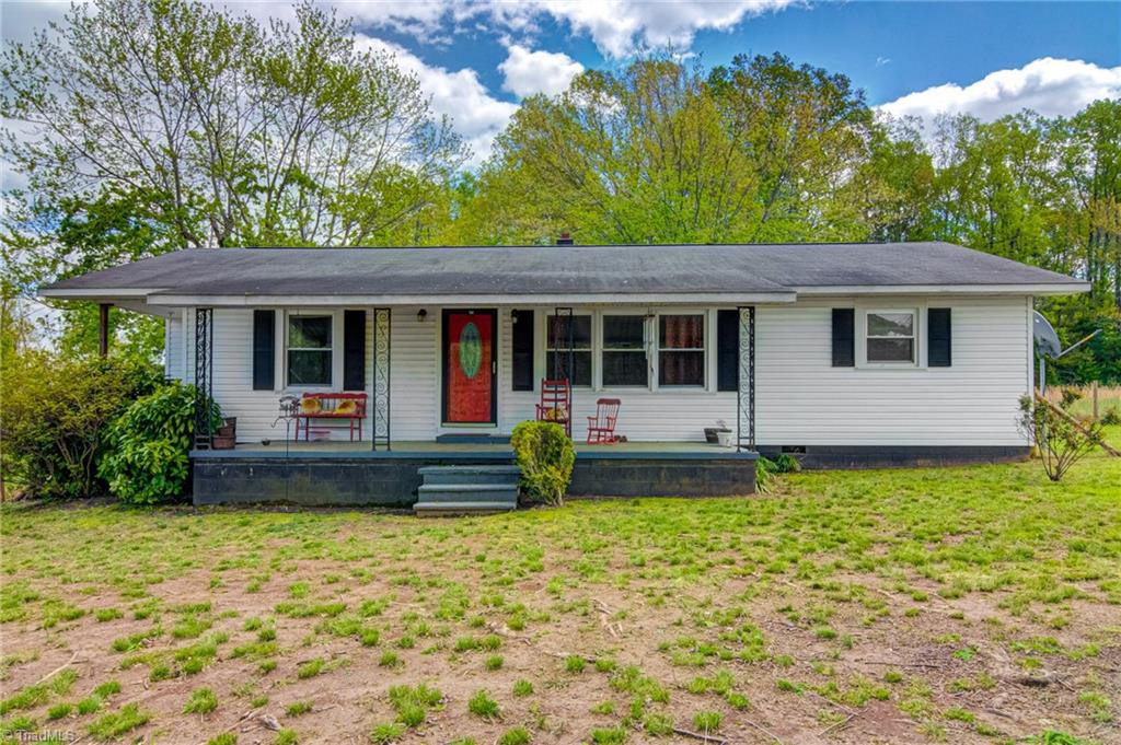 946 Rice Road Reidsville, NC 27320 - Photo 1 of 41 Gallery Image 1