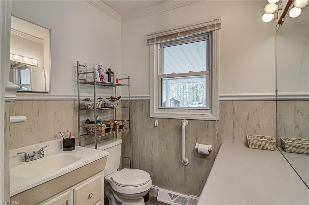 946 Rice Road Reidsville, NC 27320 - Photo 19 of 41 Gallery Image 19