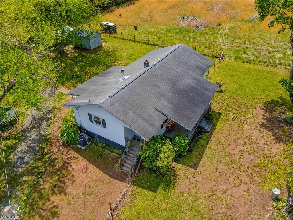 946 Rice Road Reidsville, NC 27320 - Photo 35 of 41 Gallery Image 35