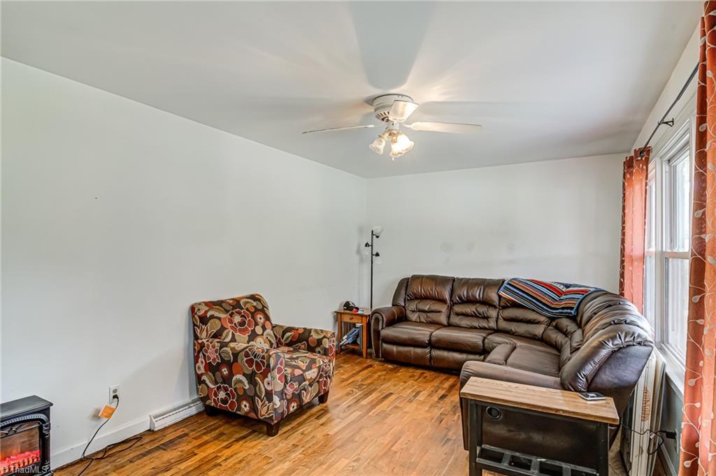 946 Rice Road Reidsville, NC 27320 - Photo 7 of 41 Gallery Image 7
