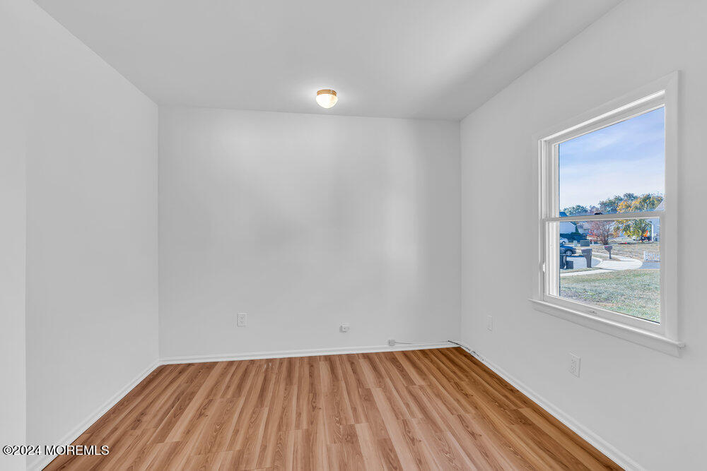 7 Briarcliff Court Freehold, NJ 07728 - Photo 11 of 24 3rd Bedroom
