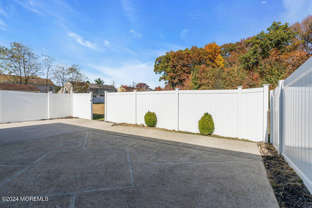 7 Briarcliff Court Freehold, NJ 07728 - Photo 15 of 24 dsc07840_19