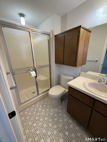 $2,400 | 7 Barrington Drive, Unit A, Wethersfield, CT 06109