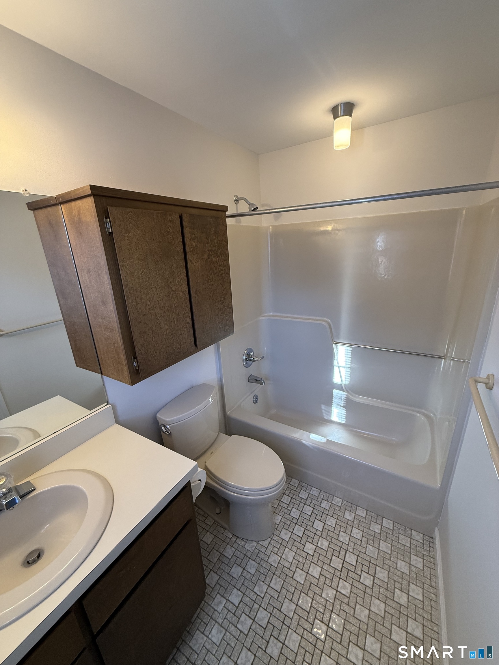 7 Barrington Drive, Unit A Wethersfield, CT 06109 - Photo 15 of 18