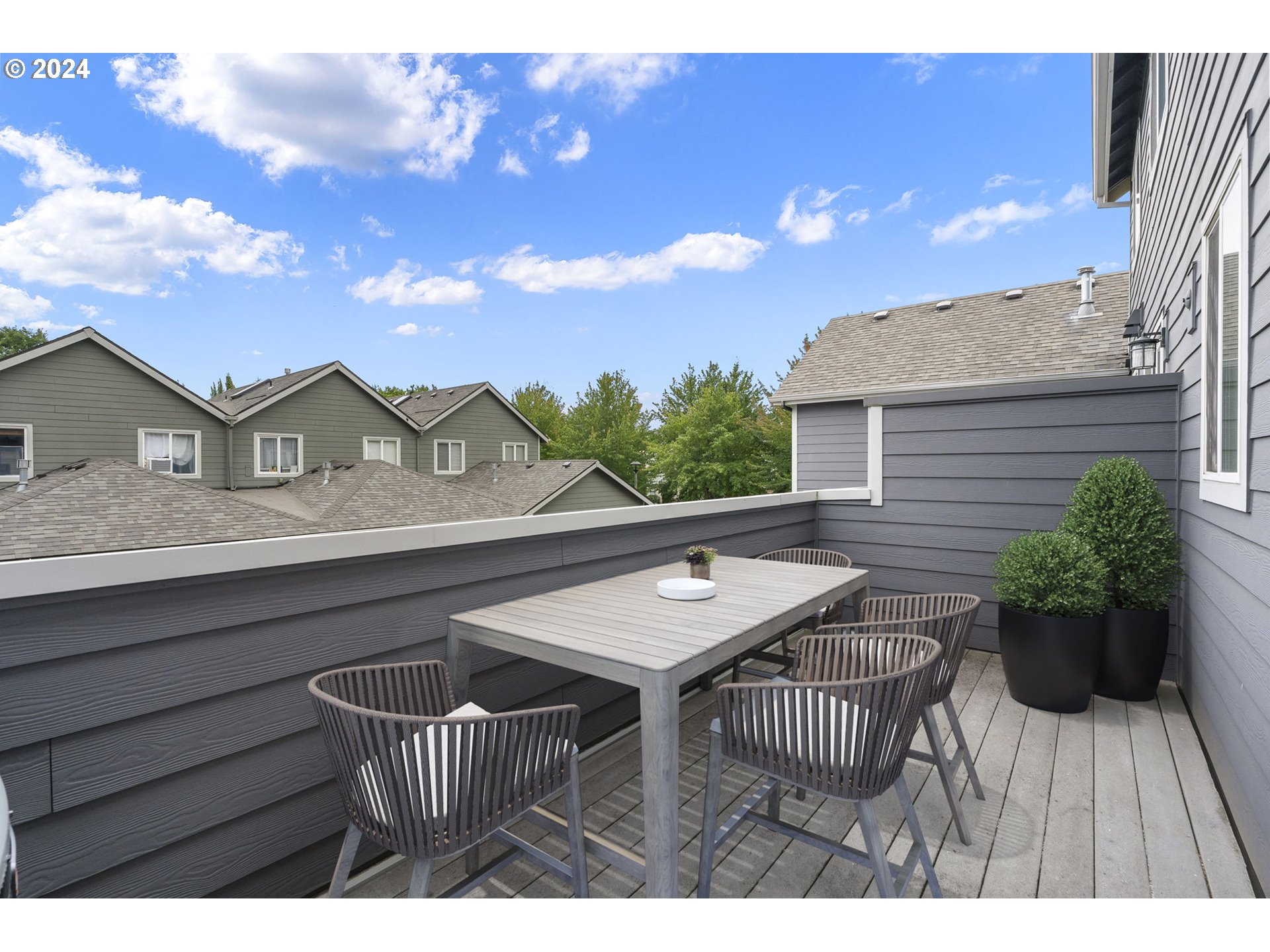 18690 Southwest 92nd Terrace Tualatin, OR 97062 - Photo 30 of 32