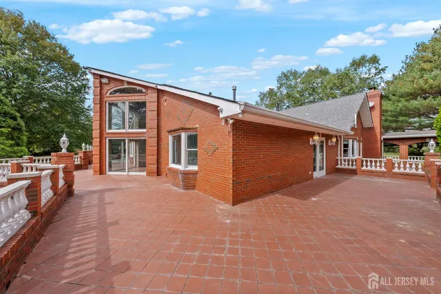 $2,990,000 | 19-23 Roberts Road, Millstone Township, NJ 08535