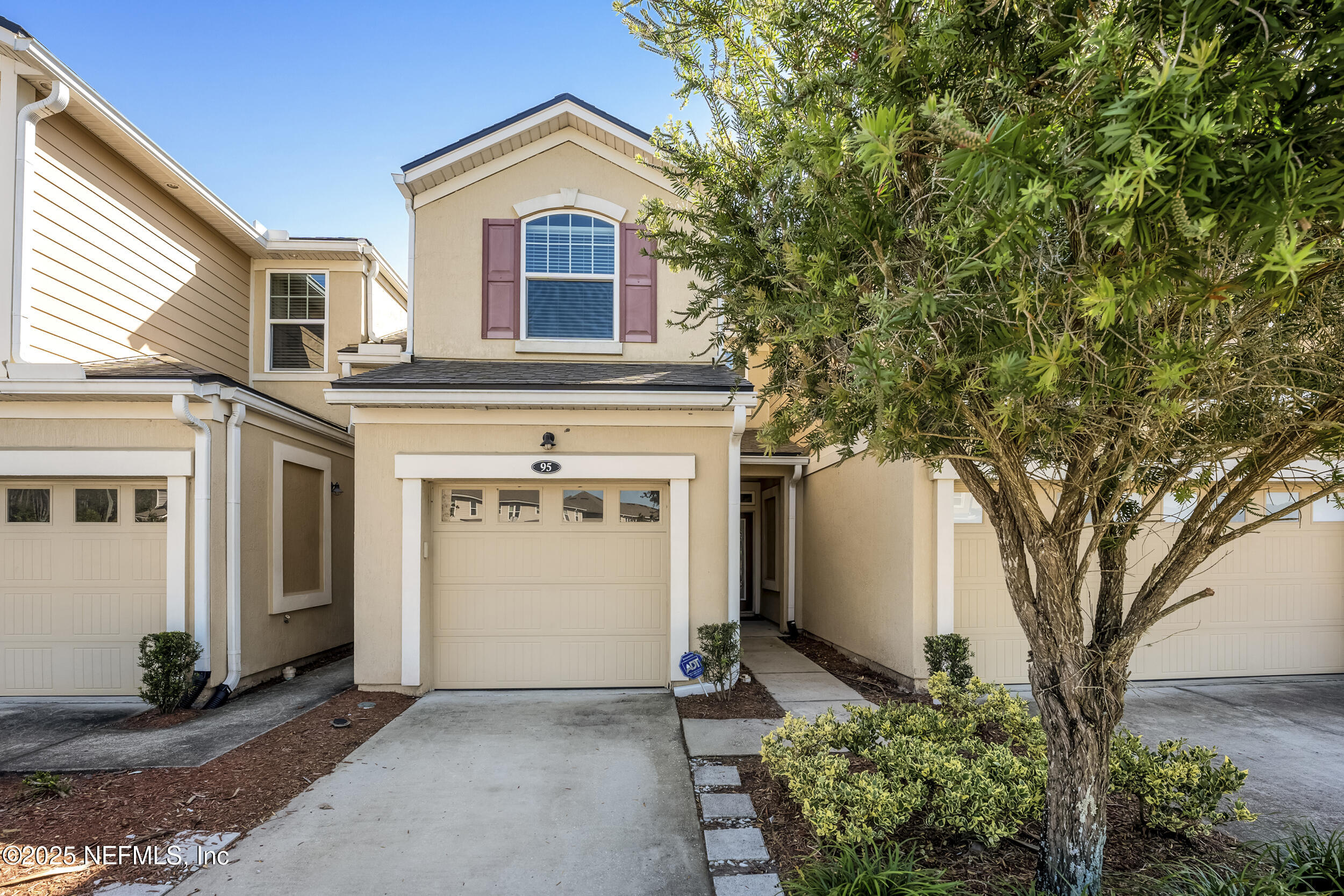 95 Richmond Drive St. Johns, FL 32259 - Photo 25 of 37 Front