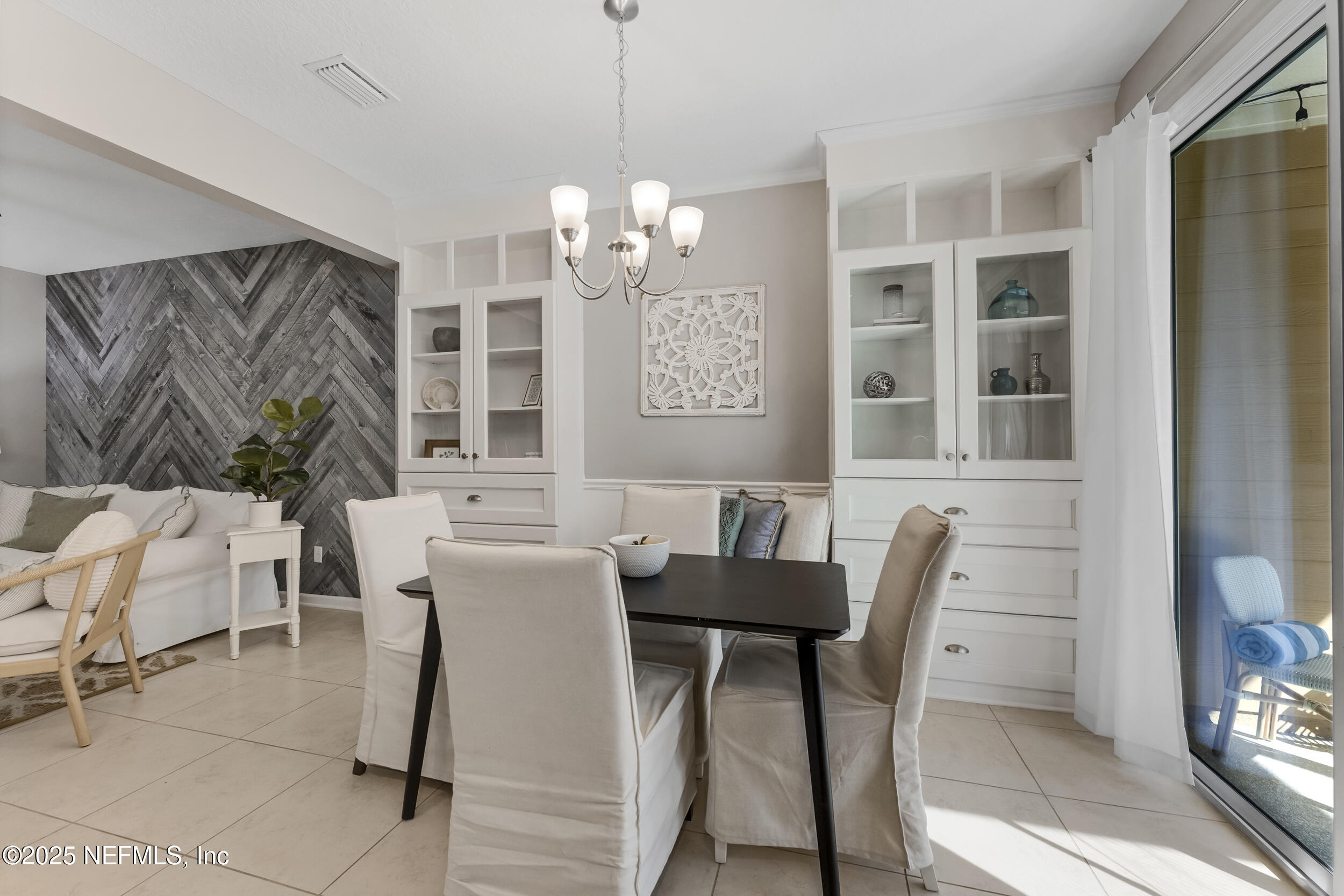 95 Richmond Drive St. Johns, FL 32259 - Photo 5 of 37 8_95 richmond dr edit-34