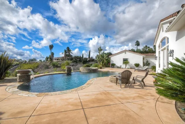 $1,980,000 | 2644 Dos Lomas, Fallbrook, CA 92028