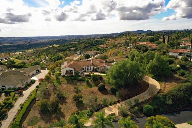 $1,980,000 | 2644 Dos Lomas, Fallbrook, CA 92028