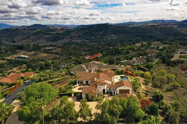 $1,980,000 | 2644 Dos Lomas, Fallbrook, CA 92028
