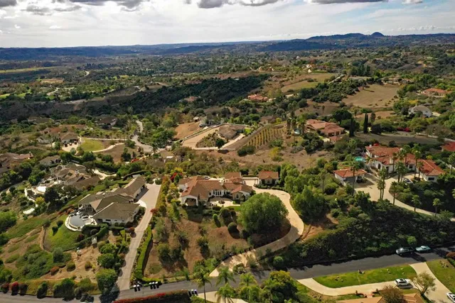 $1,980,000 | 2644 Dos Lomas, Fallbrook, CA 92028
